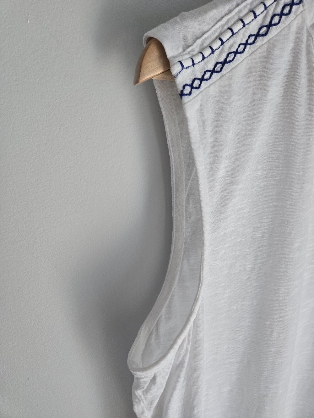 OLSEN White Sleeveless Embroidered Neck Top - Picture 3 of 8